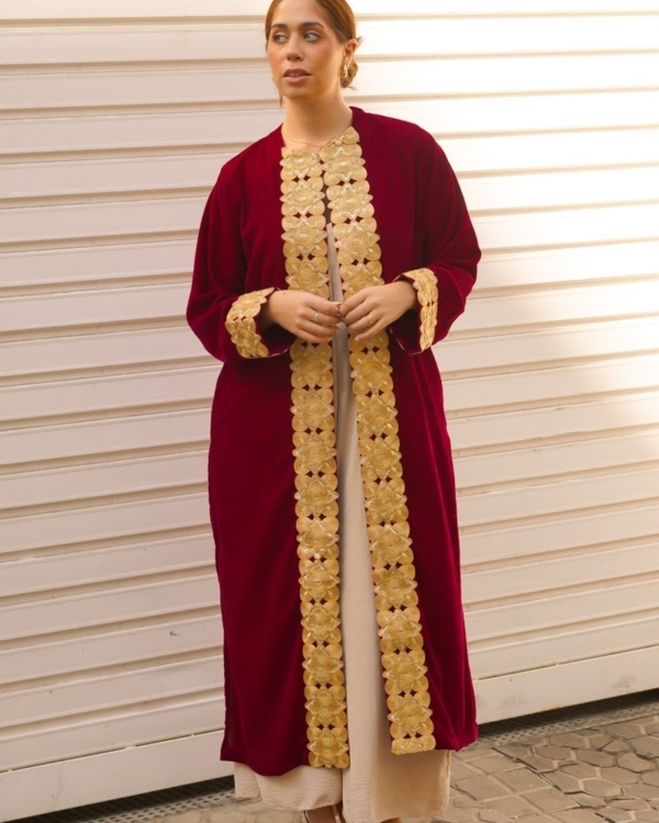 Kimono Burdeos Cenefa Dorada