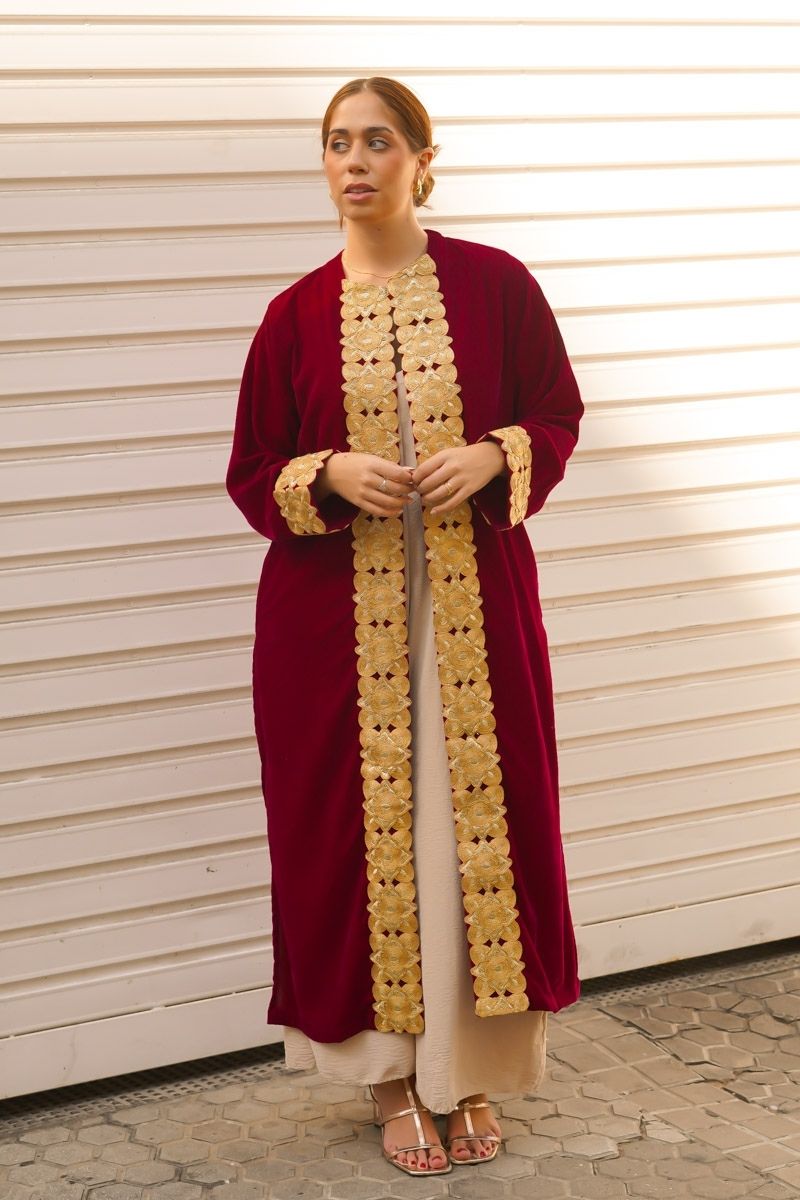 Kimono Burdeos Cenefa Dorada
