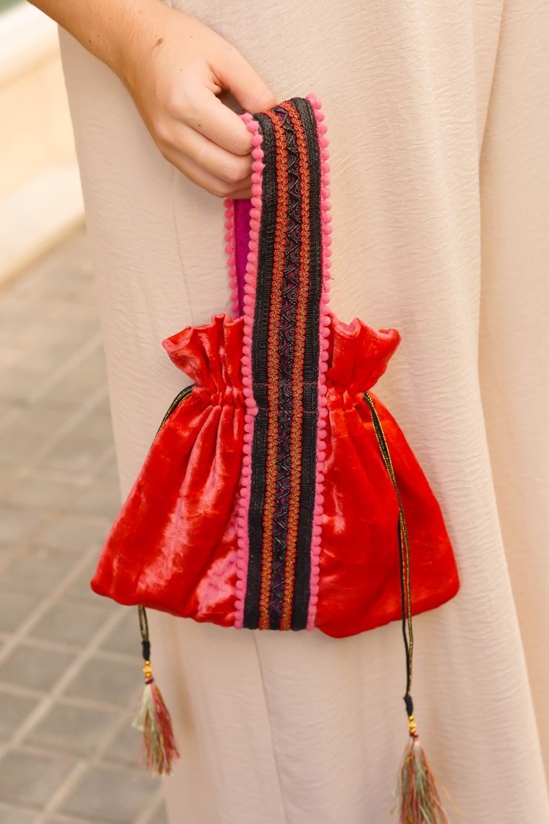 Bolso Rojo Cenefa Rosa