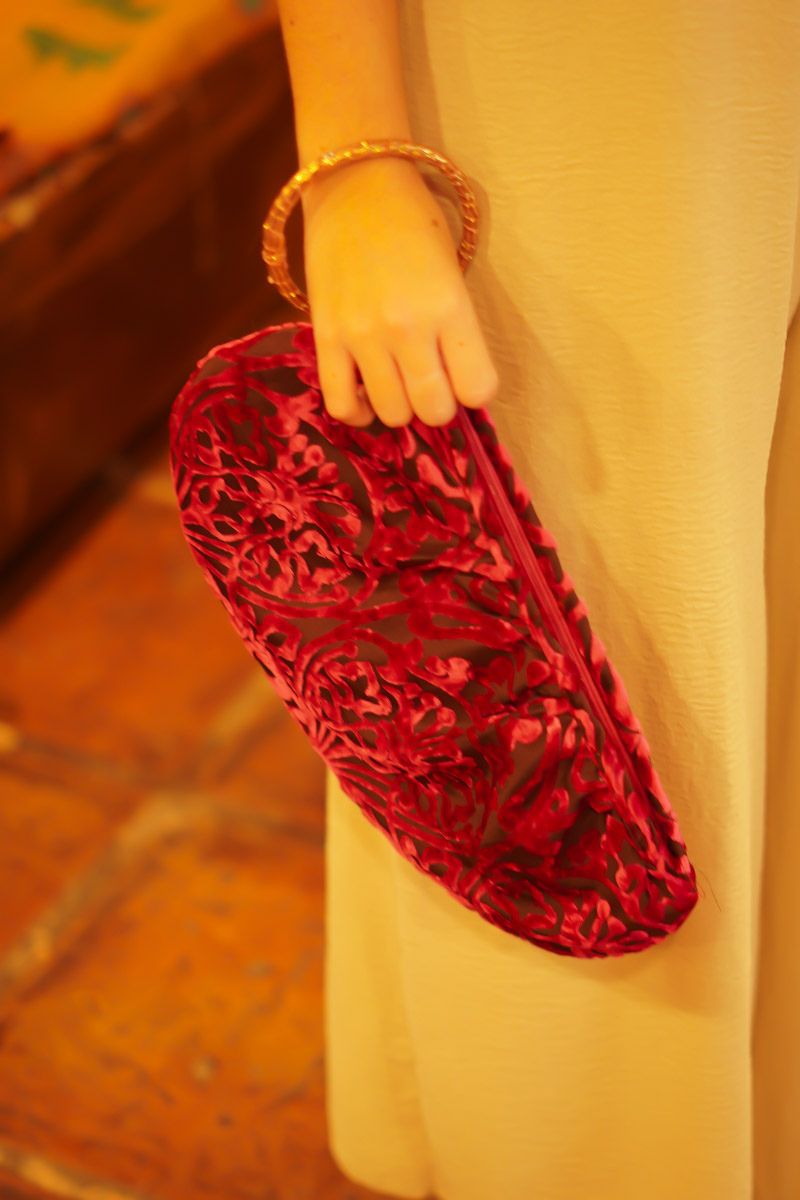 Cartera Rosa Aro Dorado