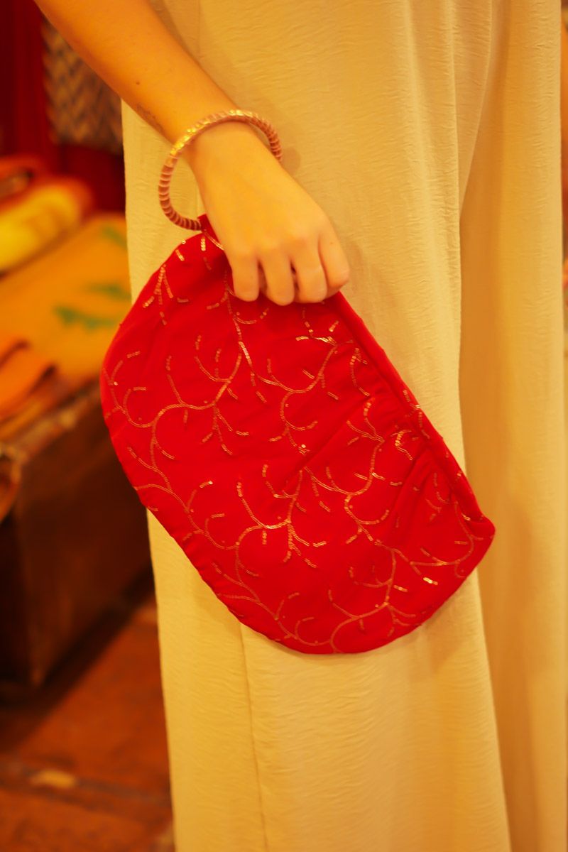 Cartera Coral Aro Dorado