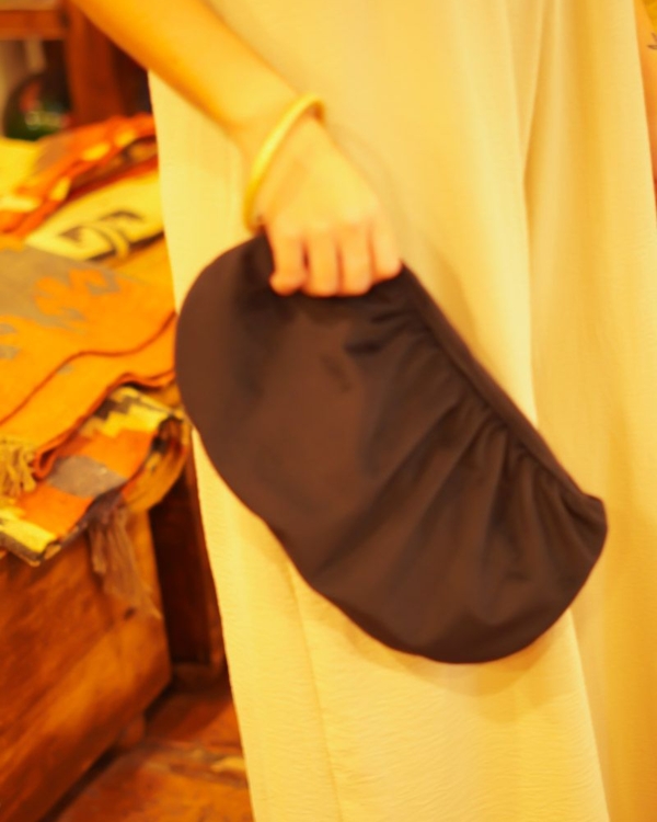 Cartera Chocolate Aro Dorado