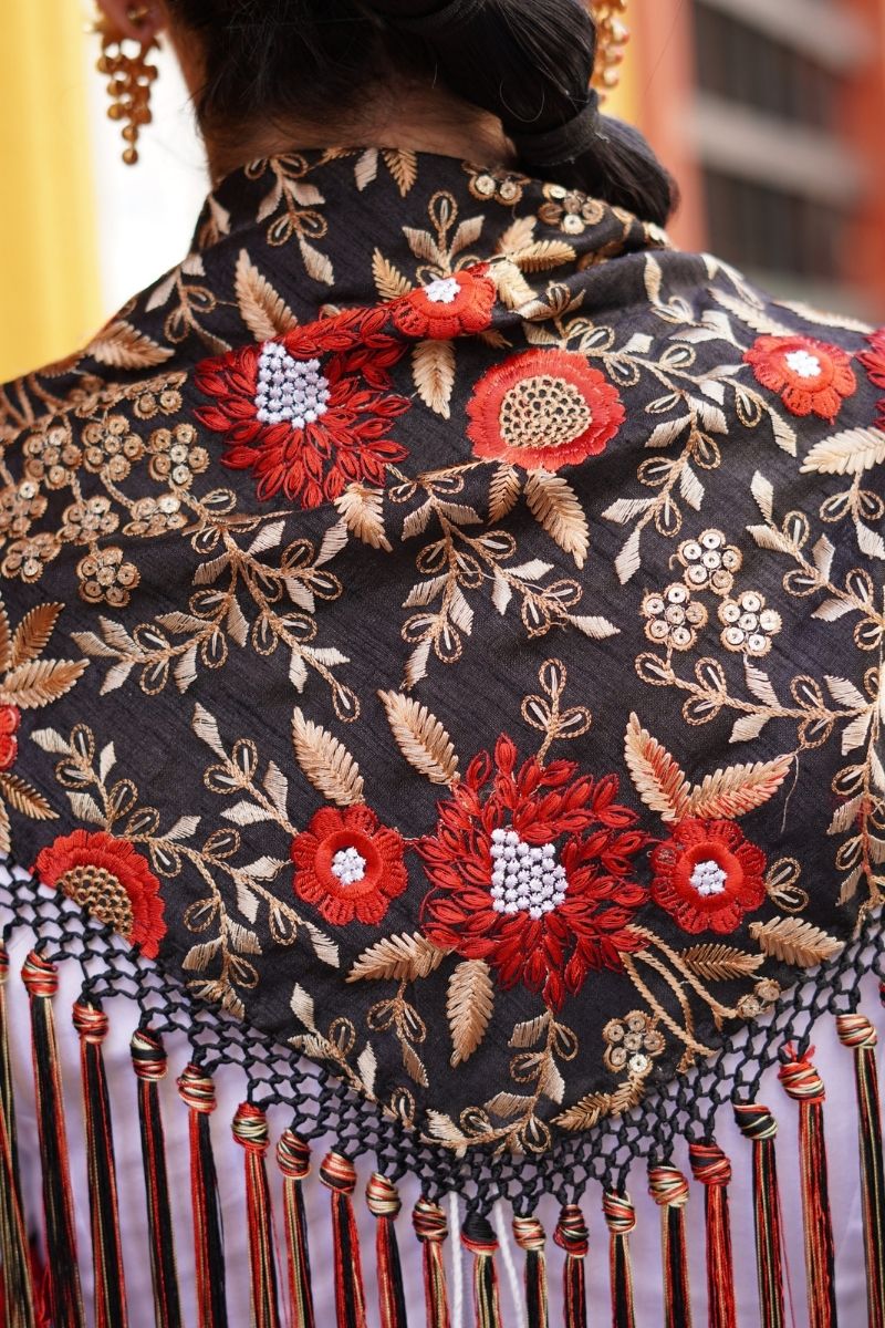 Mantoncillo Flamenca Flores Rojas - Imagen 6