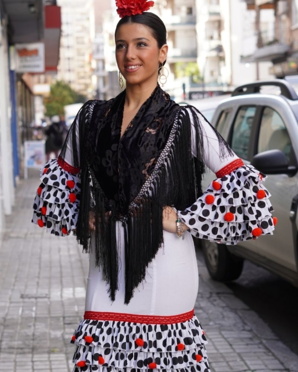 Mantoncillo Flamenca Terciopelo Negro