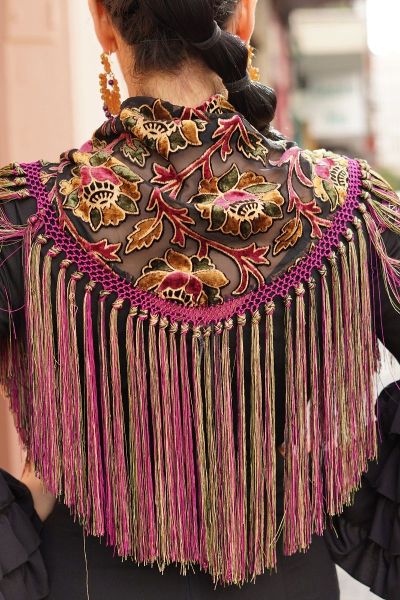 Mantoncillo Flamenca Buganvilla Dorado - Imagen 6