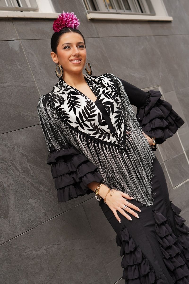 Mantoncillo Flamenca Terciopelo Negro - Imagen 2