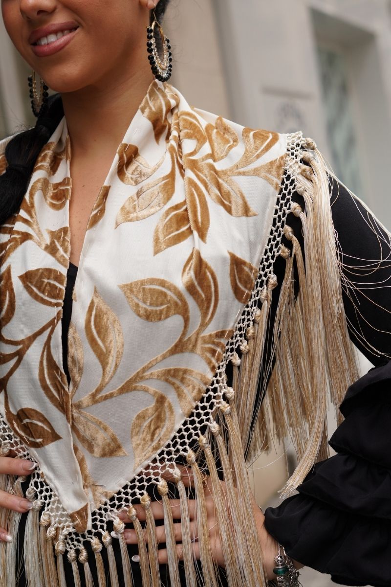 Mantoncillo Flamenca Terciopelo Tostado - Imagen 3